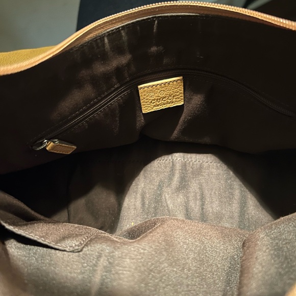 GUCCI D-Ring Gold Hobo Handbag, Pre-owned, Very good condition - Picture 6 of 10